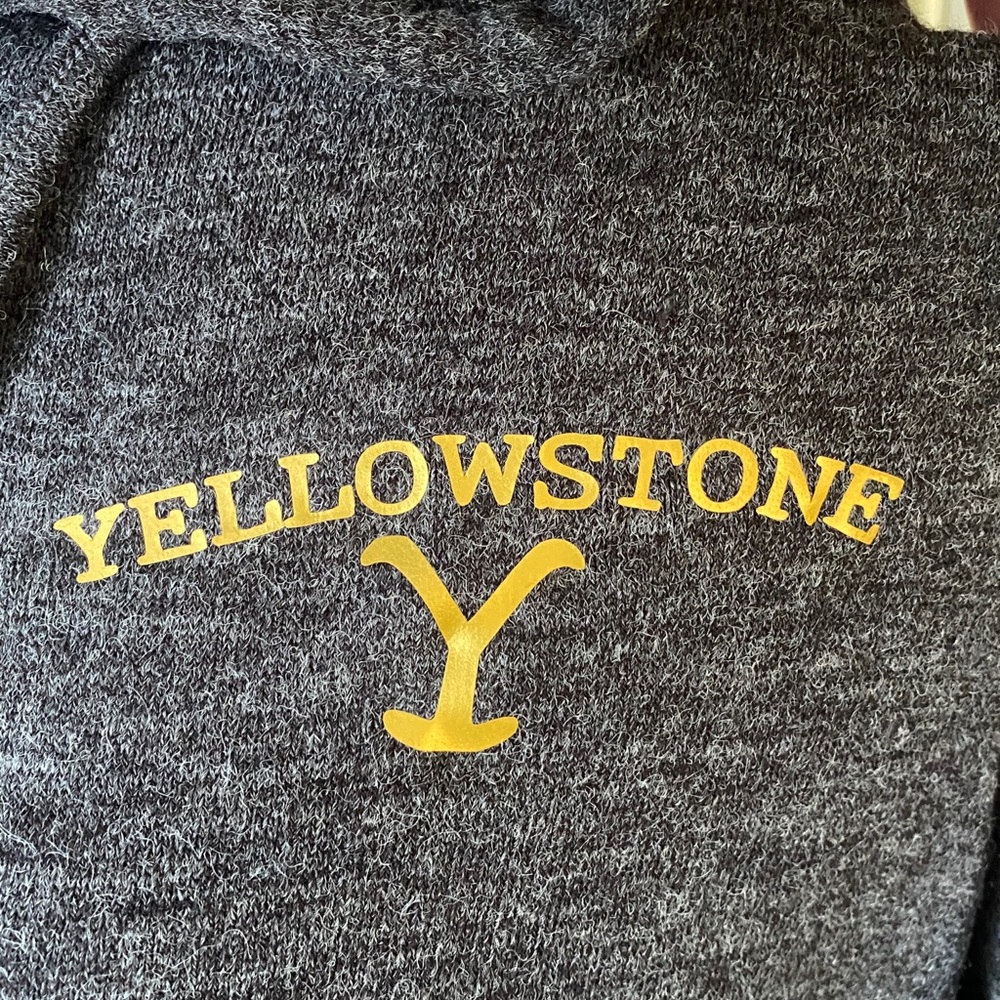 Yellowstone Aztec Print Hoodie - Picture 2 of 4
